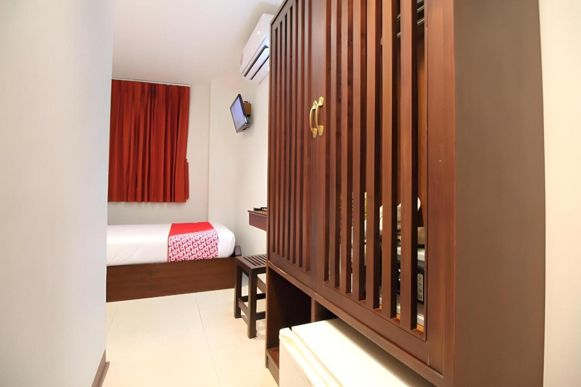 Super Oyo 484 Pannee Residence Khaosan Sha Plus Bangkok Exterior photo