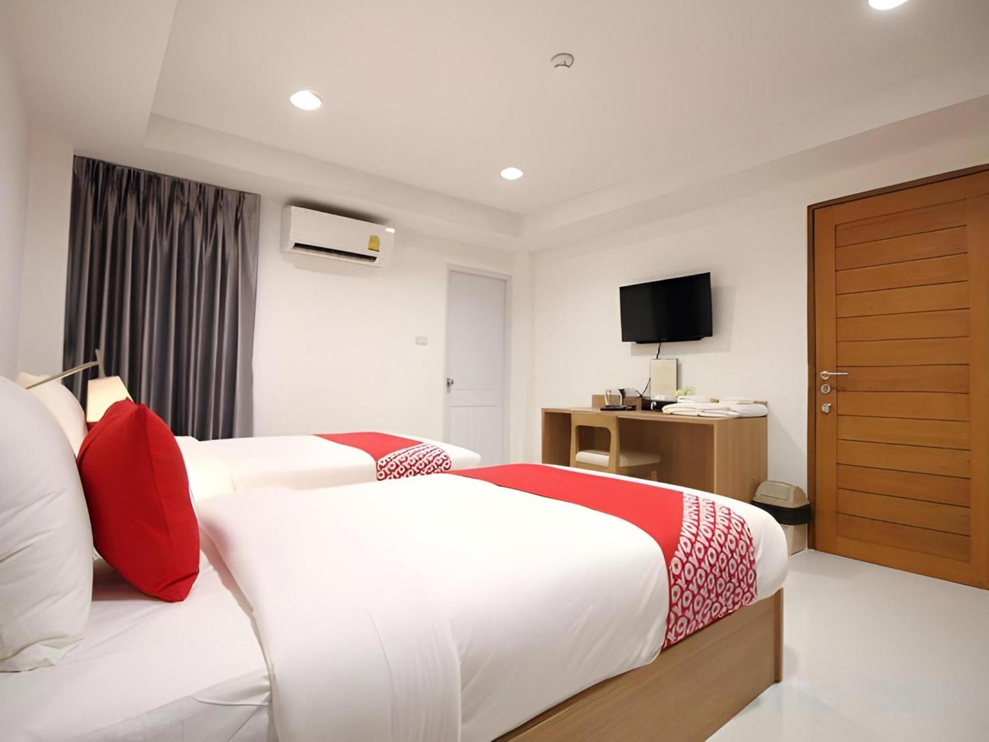Super Oyo 484 Pannee Residence Khaosan Sha Plus Bangkok Exterior photo