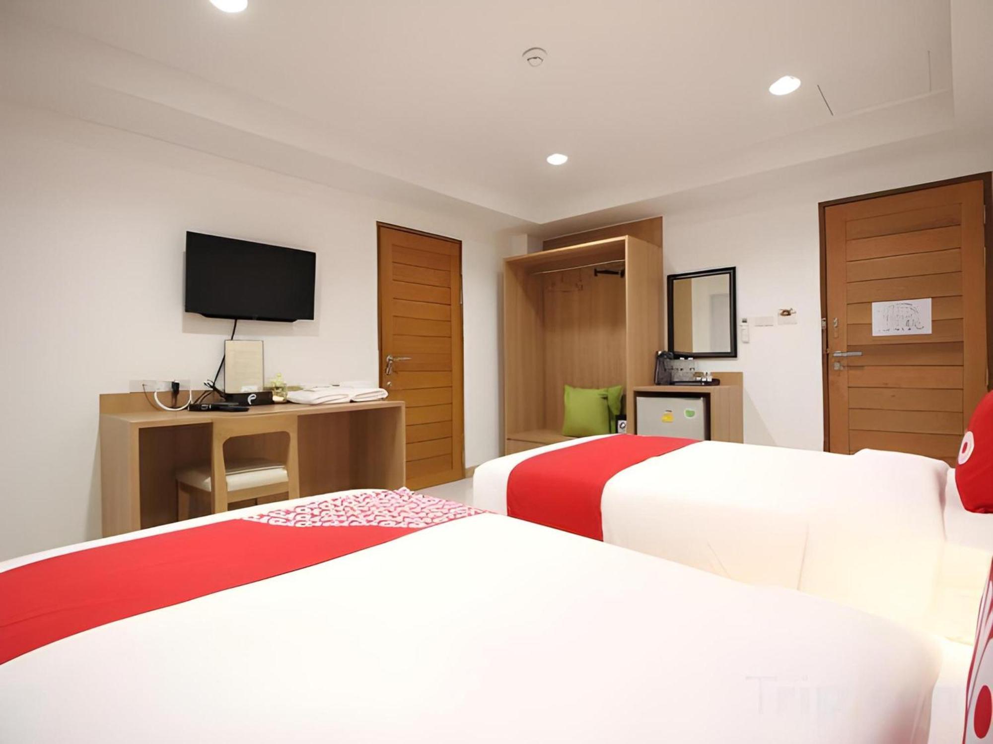 Super Oyo 484 Pannee Residence Khaosan Sha Plus Bangkok Exterior photo